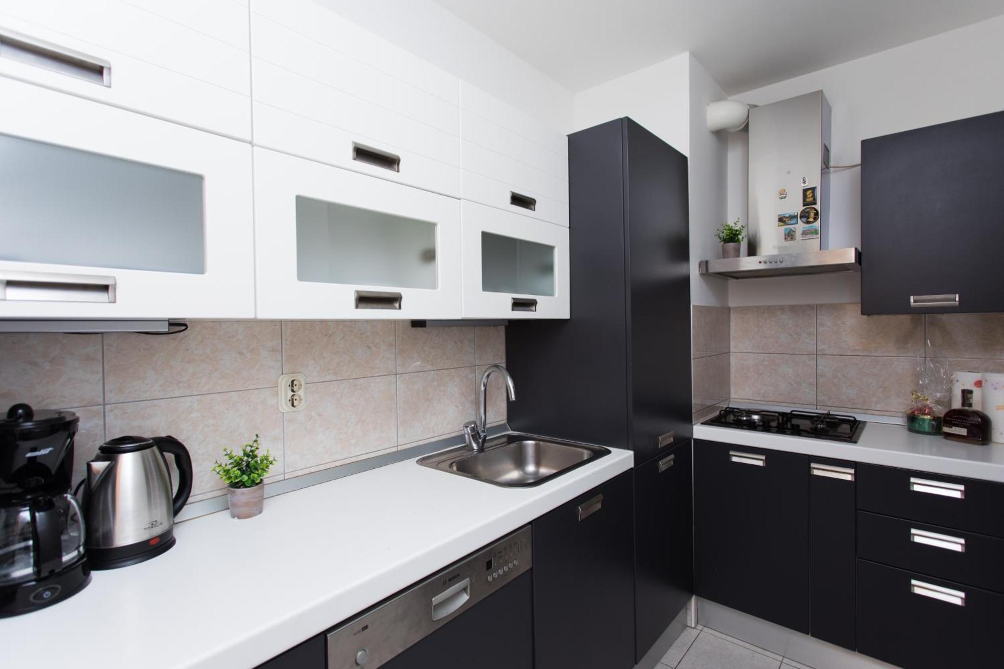 Family With Private Garage * Split